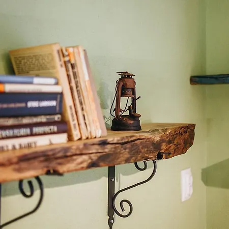 Apartment Walnut